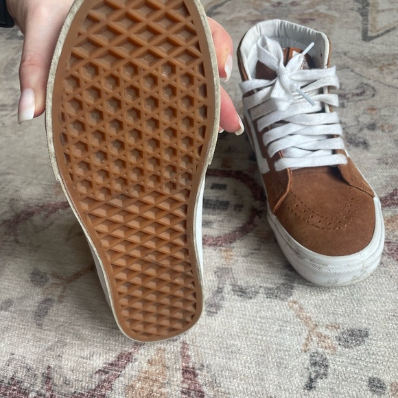 Vans Tan Suede SCOTCHGARD high top - Picture 7 of 9